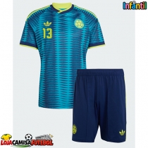 Camisa de Futebol Colômbia Yerry Mina #13 Equipamento Secundário Infantil Mundo 2026 Manga Curta (+ Calças curtas)